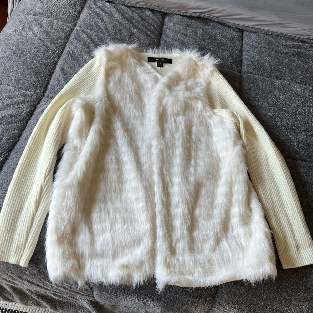 Kenzie faux fur sweater jacket, excellent condition, pretty soft white ‘fur’